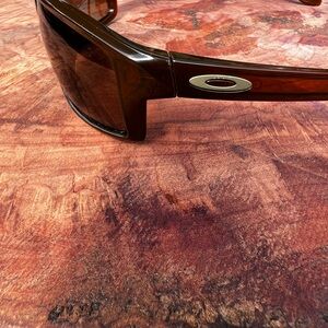 Oakley Gibson Rootbeer Frame Prizm Lens Sunglasses